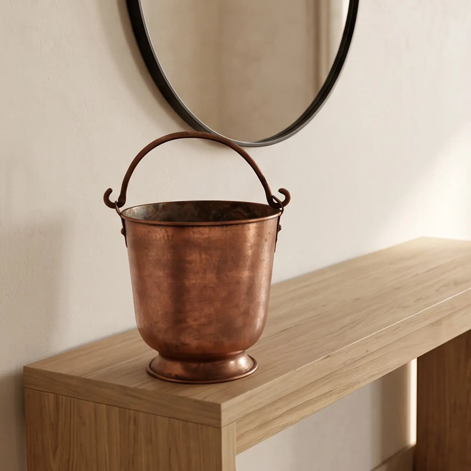 Basin-Hinge