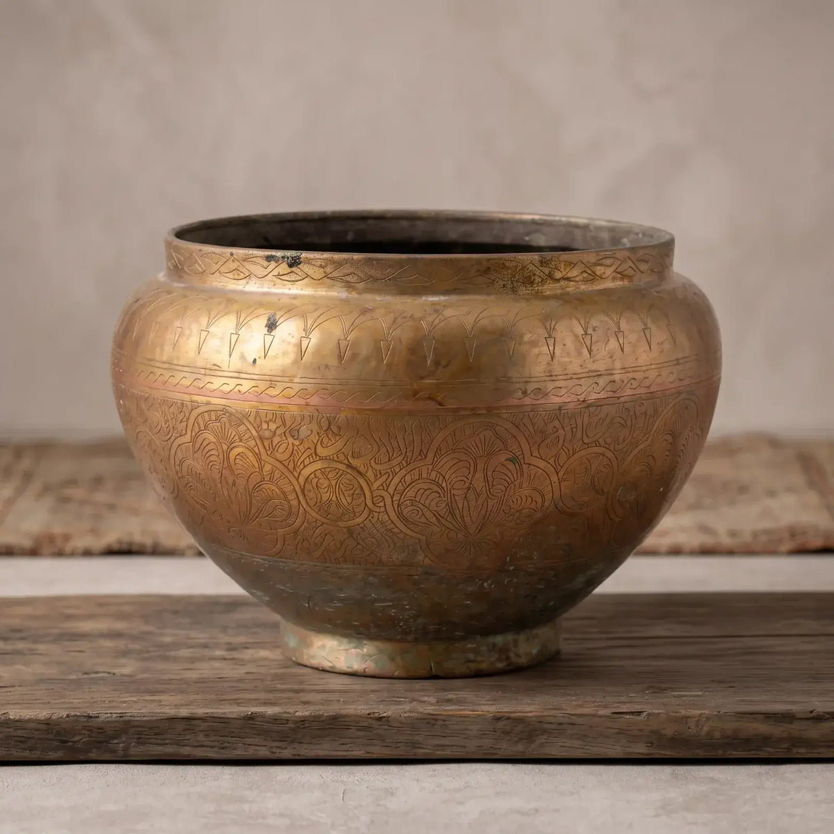 The Arabesque Basin